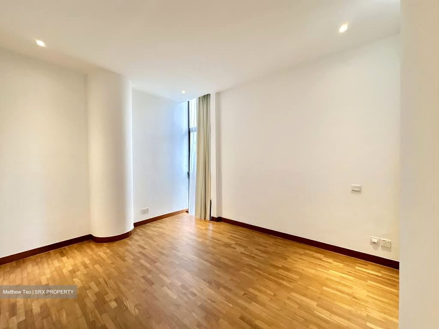 The Colonnade (D10), Condominium #568275771